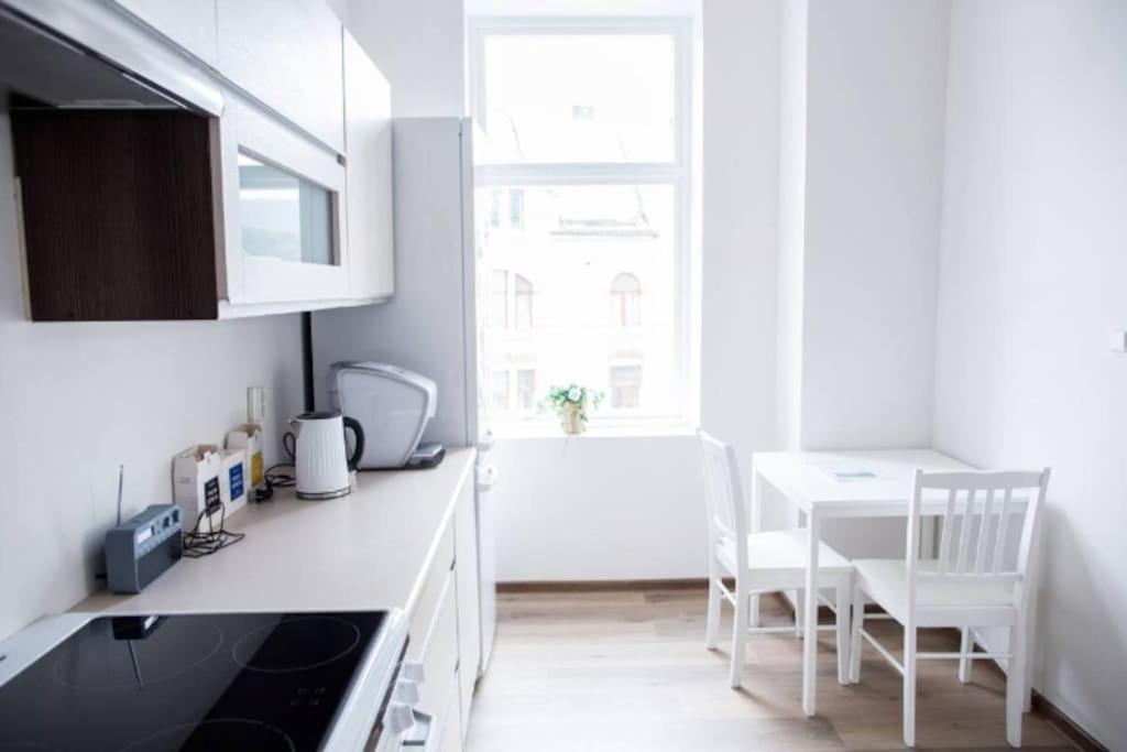 Free Parking Space, 2 Bed Room, Short Walk To Brosundet Ålesund Zewnętrze zdjęcie
